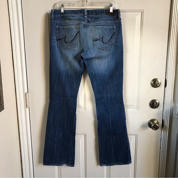 Express Mid Rise Jeans - Picture 3 of 9